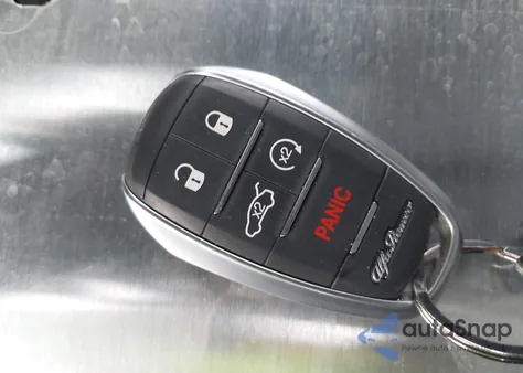 2022 Alfa Romeo Stelvio Sprint Awd z USA, uszkodzony, nr VIN ZASPAKAN9N7D44403